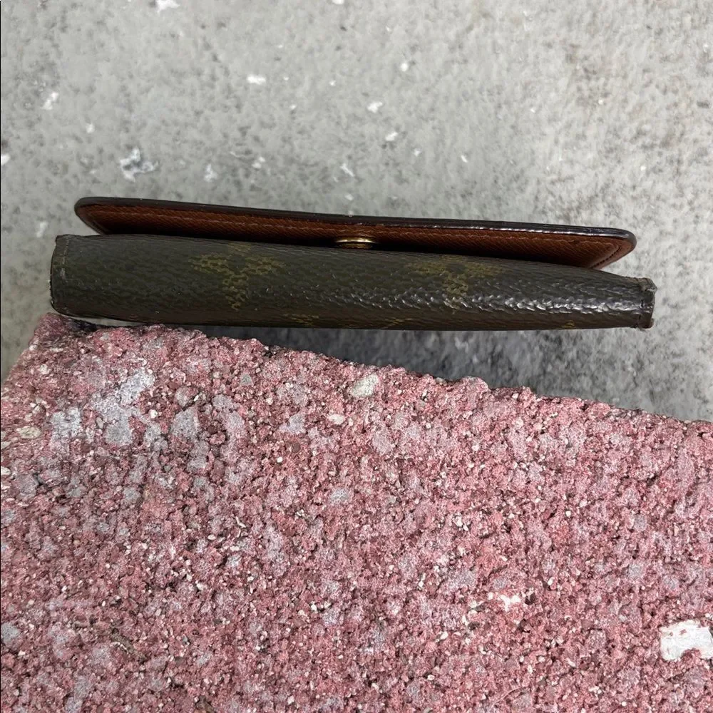 Vintage Louis Vuitton monogram key holder